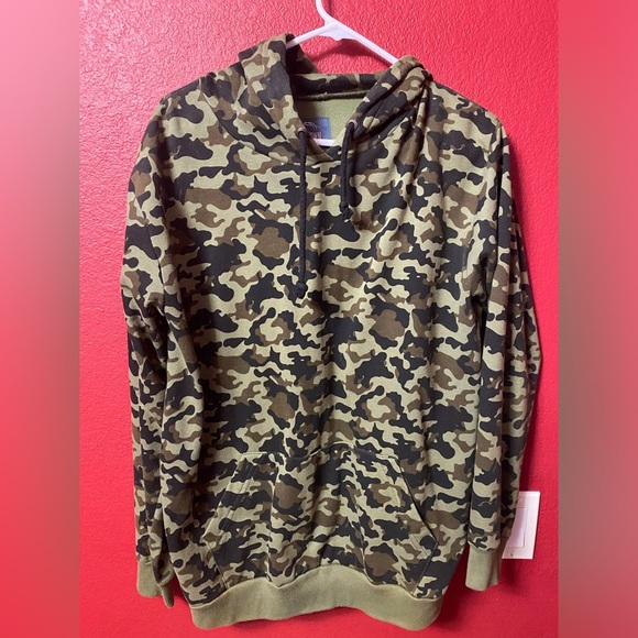 Bridge town Other - Bridge town men’s camo hoodie size L